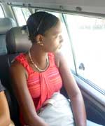 ���X�͂��Ƃ���悤�Ȕ������O�A�O�A�ŗׂɍ������肷��B